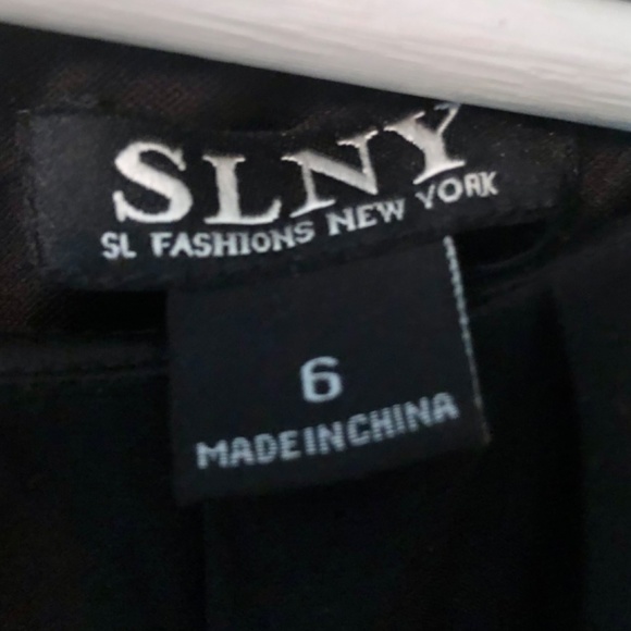 SLNY Dress Black Floral High Low - Picture 7 of 7